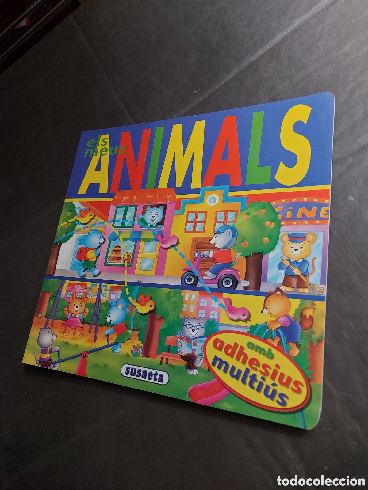 Libros de segunda mano: ANIMALES ADESIVOS MULTIUSOS