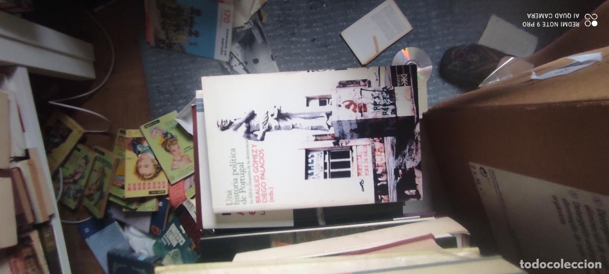 Libros de segunda mano: Braulio G&oacute;mez y Diego Palacios.- Una historia pol&iacute;tica de Portugal