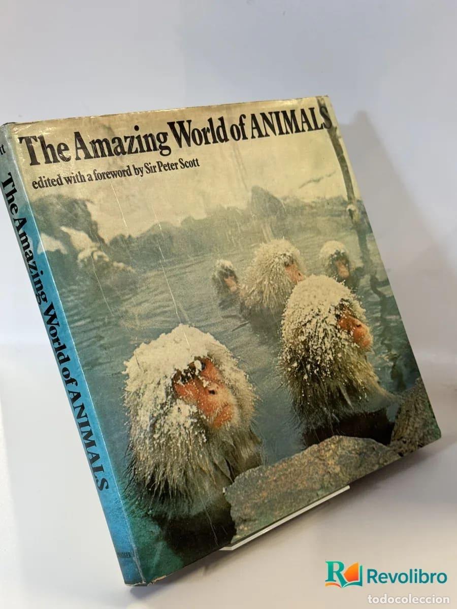 Libros de segunda mano: The Amazing World of ANIMALS - Sir Peter Scott