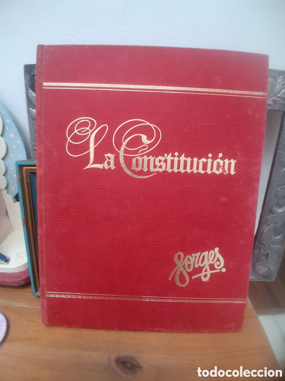 Libros de segunda mano: Libro tebeo Forges Constitucion