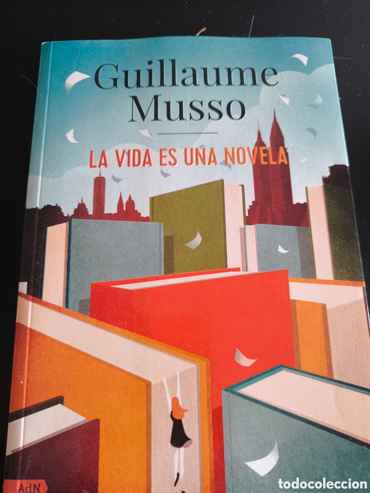 Libros de segunda mano: La vida es una novela. Guillaume musso