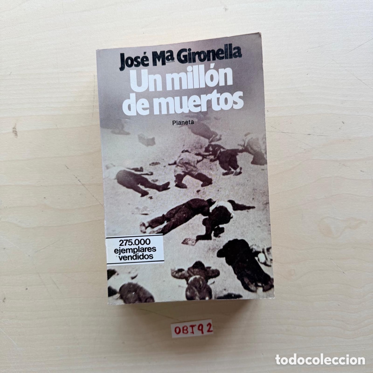 Libros de segunda mano: Libro un mill&oacute;n de muertos