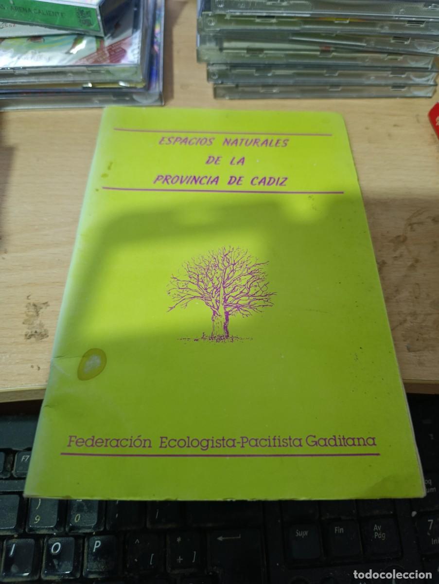 Libros de segunda mano: ESPACIOS NATURALES DE LA PROVINCIA DE CADIZ. EST33B1 - Foto 1