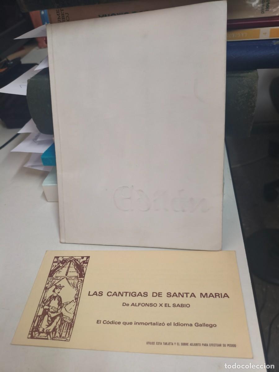 Libros de segunda mano: EDILAN. Cat&agrave;logo. Tesoros escondidos. + tarjeta pedido cantigas santa mara