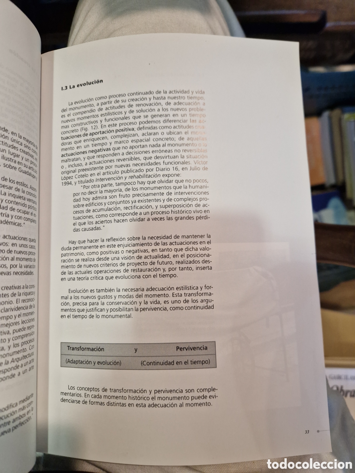 Libros de segunda mano: RIOB&Oacute;O CAMACHO, Francisco. Una forma de entender la problem&aacute;tica patrimonial - Foto 2
