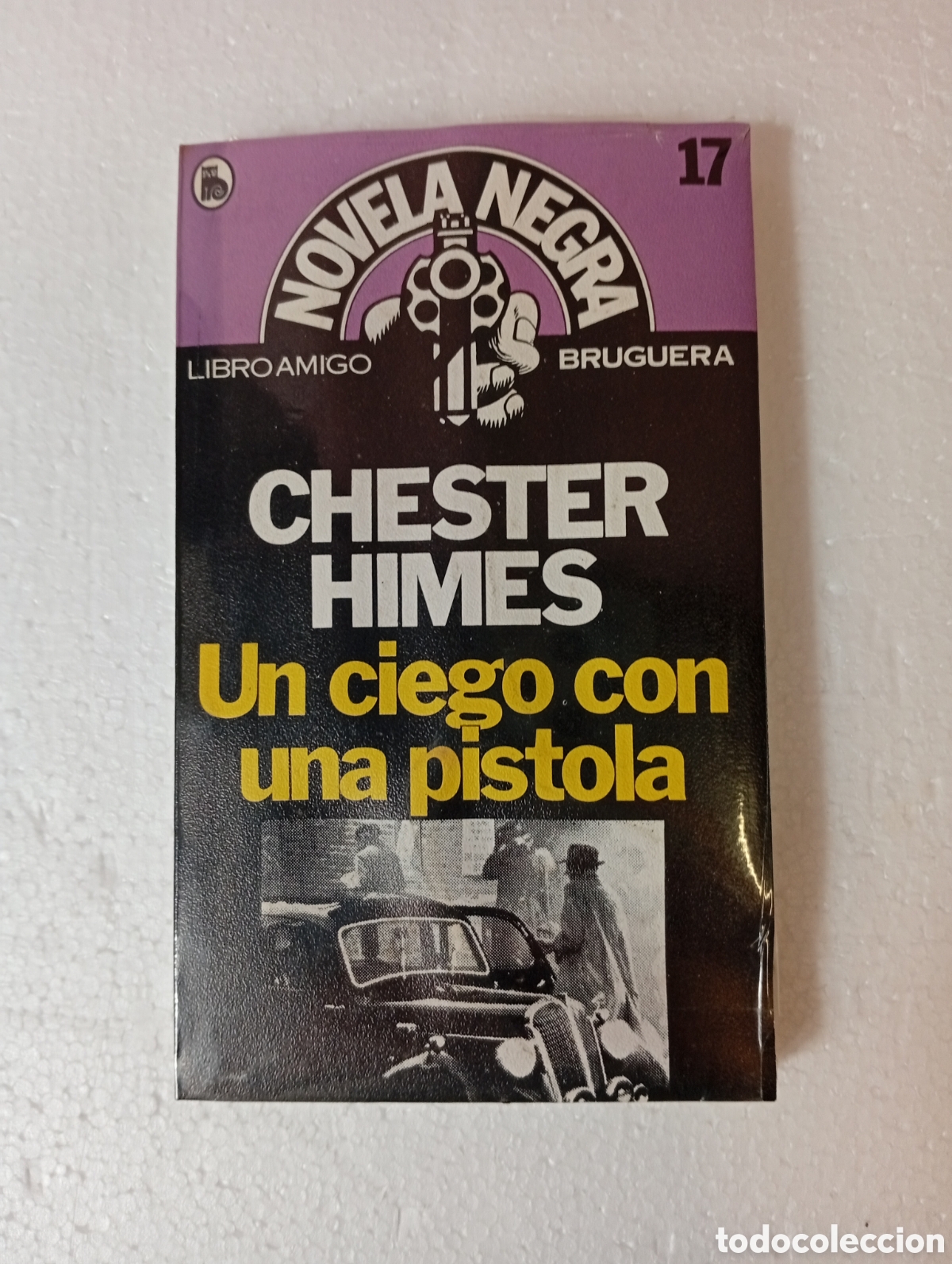 Libros de segunda mano: Un ciego con pistola - Foto 1