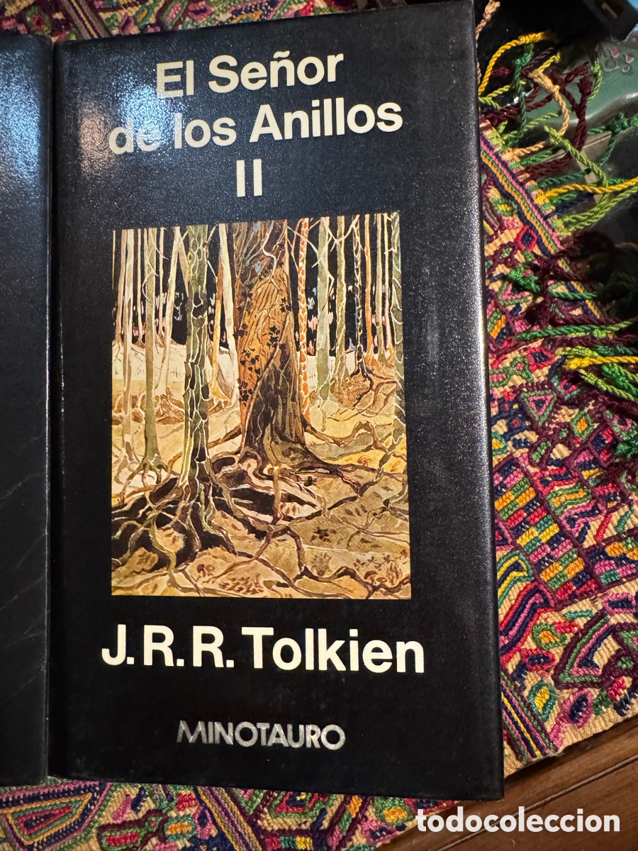 Libros de segunda mano: El se&ntilde;or de los anillos Tolkien 2 tomos Minotauro - Foto 3