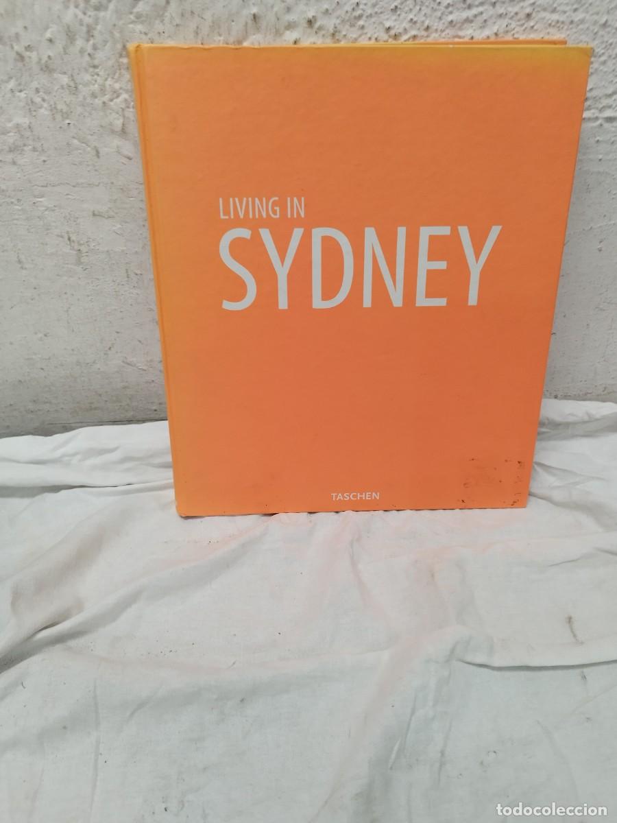 Libros de segunda mano: Libro Taschen: Living in Sydney (Tapa dura / Ed. Triling&uuml;e).