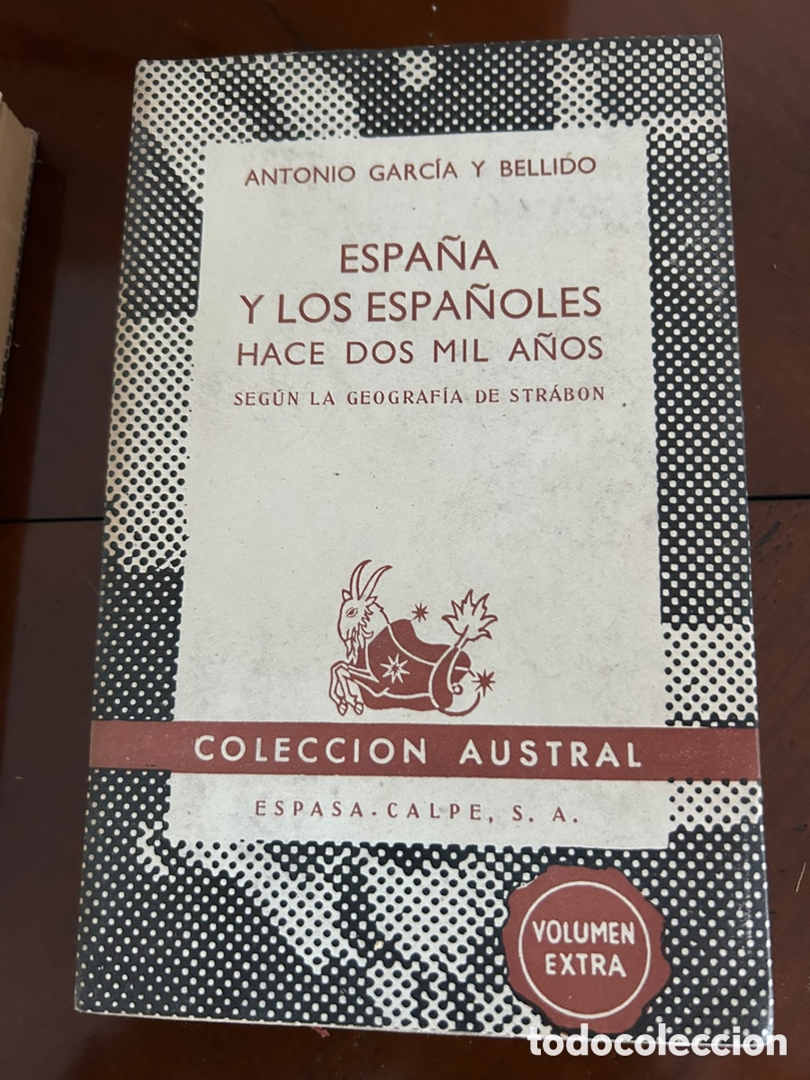 Libros de segunda mano: COLECCI&Oacute;N AUSTRAL. ESPA&Ntilde;A Y LOS ESPA&Ntilde;OLES HACE DOS MIL A&Ntilde;OS