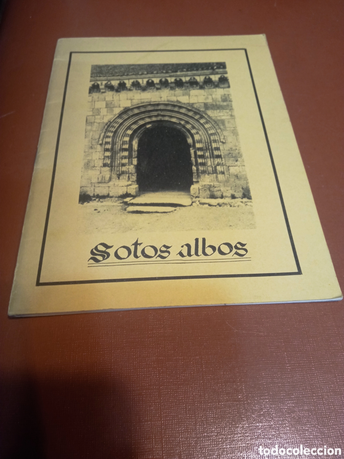 Libros de segunda mano: Libro de 1977, sobre Sotosalbos (Segovia)