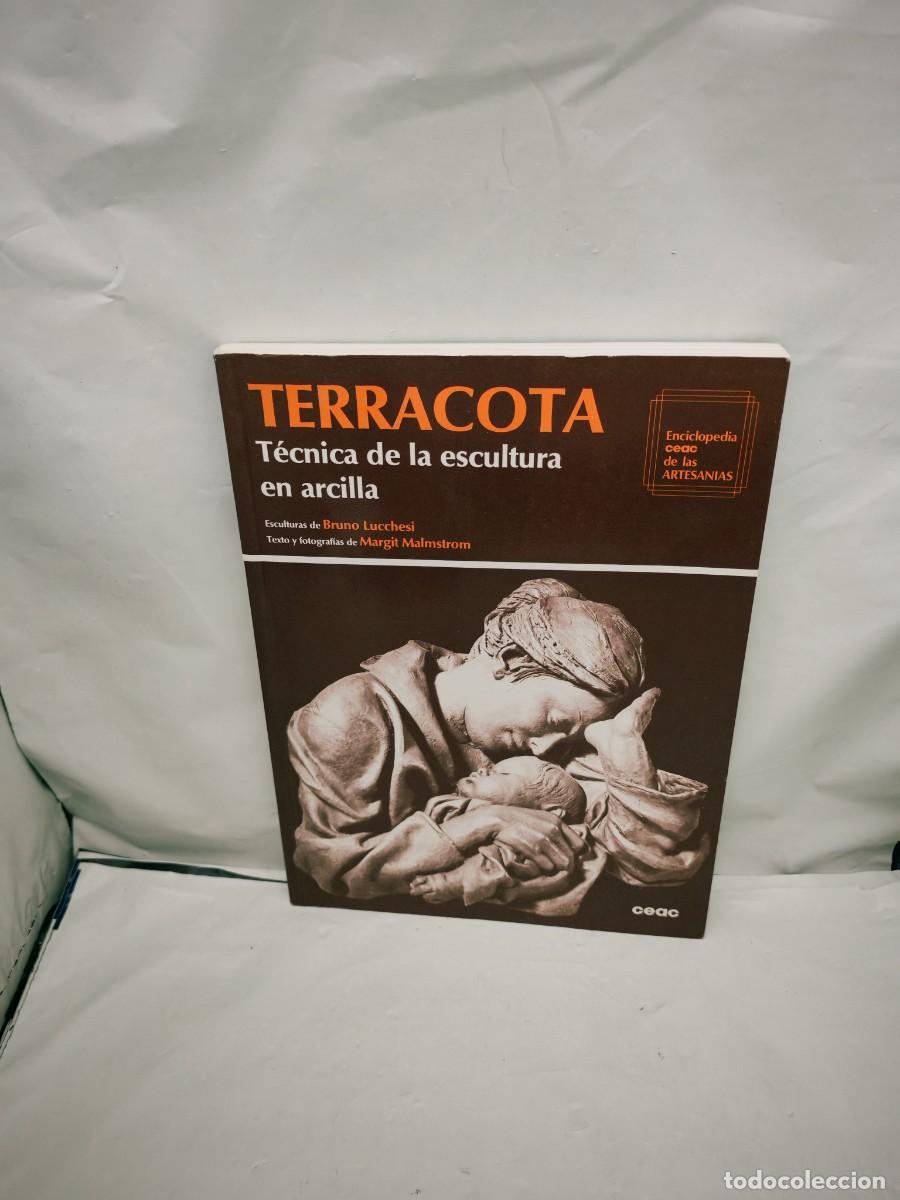 Gebrauchte B&uuml;cher: Bruno Lucchesi: Terracota (Colecci&oacute;n: Enciclopedia CEAC de las Artesan&iacute;as)