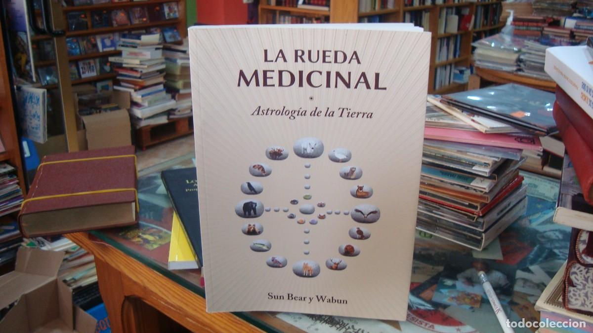 Libros de segunda mano: Sun Bear y Wabun.- - La Rueda Medicinal: Astrolog&iacute;a de la Tierra. Ilustrado por Hascal Granger.