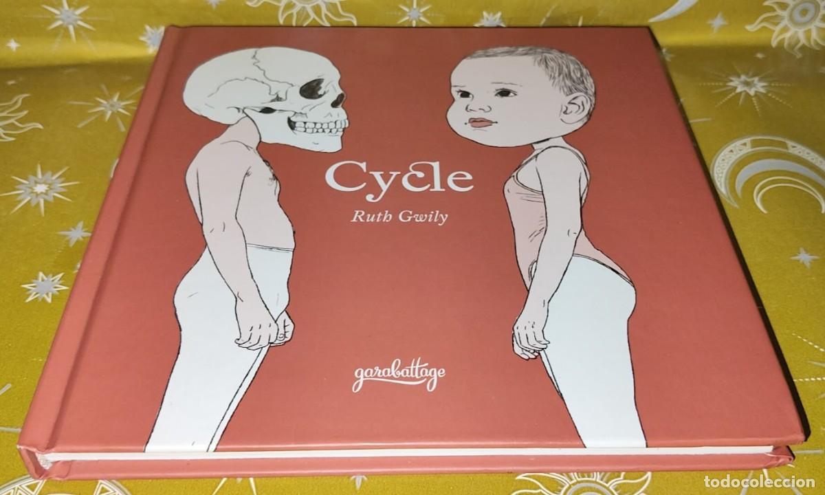 Libros de segunda mano: Cycle &ndash; Ruth Gwily &ndash; Novela Gr&aacute;fica sin Palabras &ndash; Libro Ilustrado Adultos &ndash; Garabattage 2008