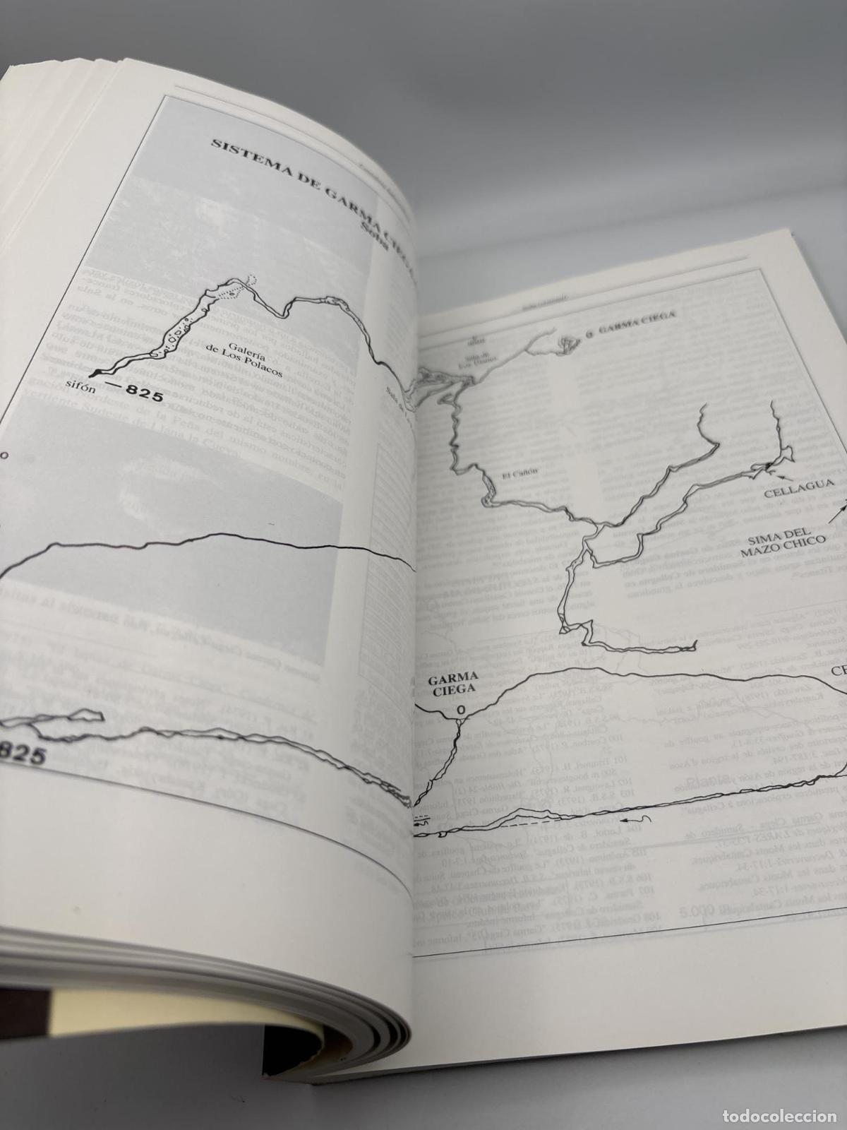 Libros de segunda mano: Cantabria subterr&aacute;nea. 2 tomos. Primera edici&oacute;n - Jos&eacute; Le&oacute;n - Foto 8
