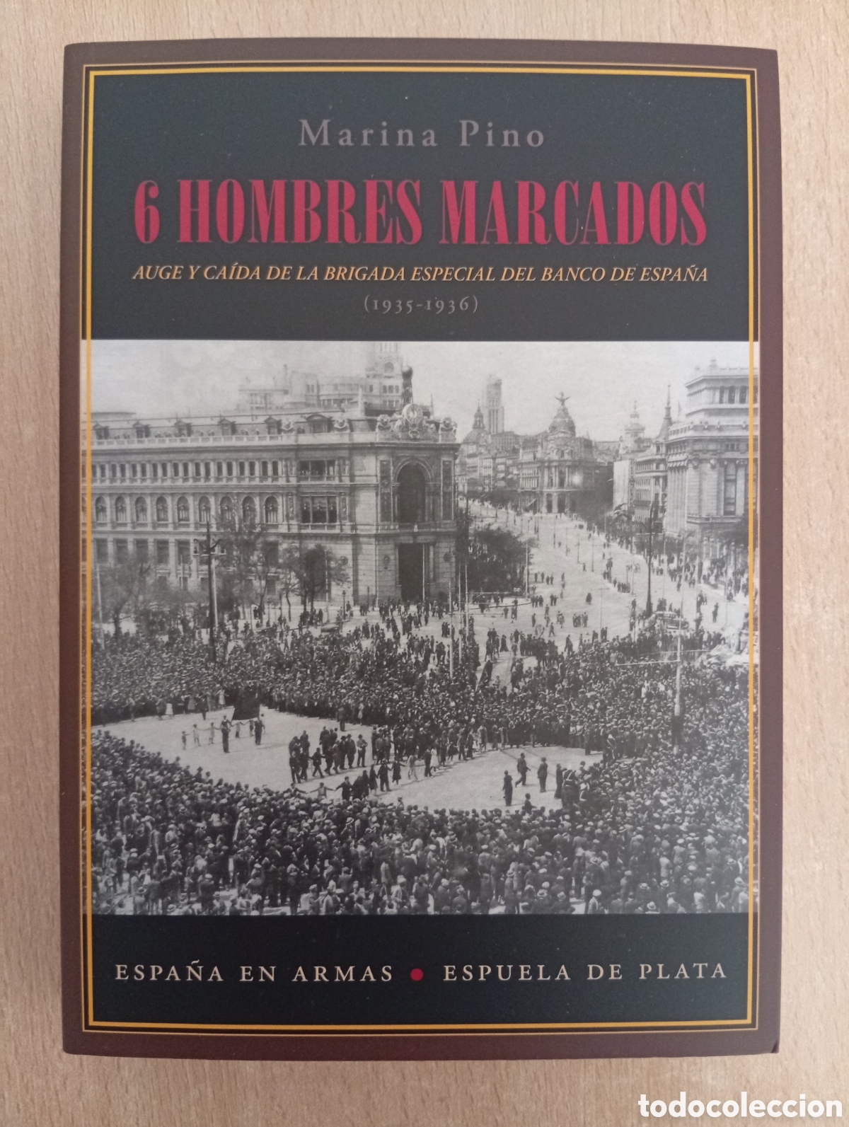 Libros de segunda mano: 6 HOMBRES MARCADOS. Marina Pino