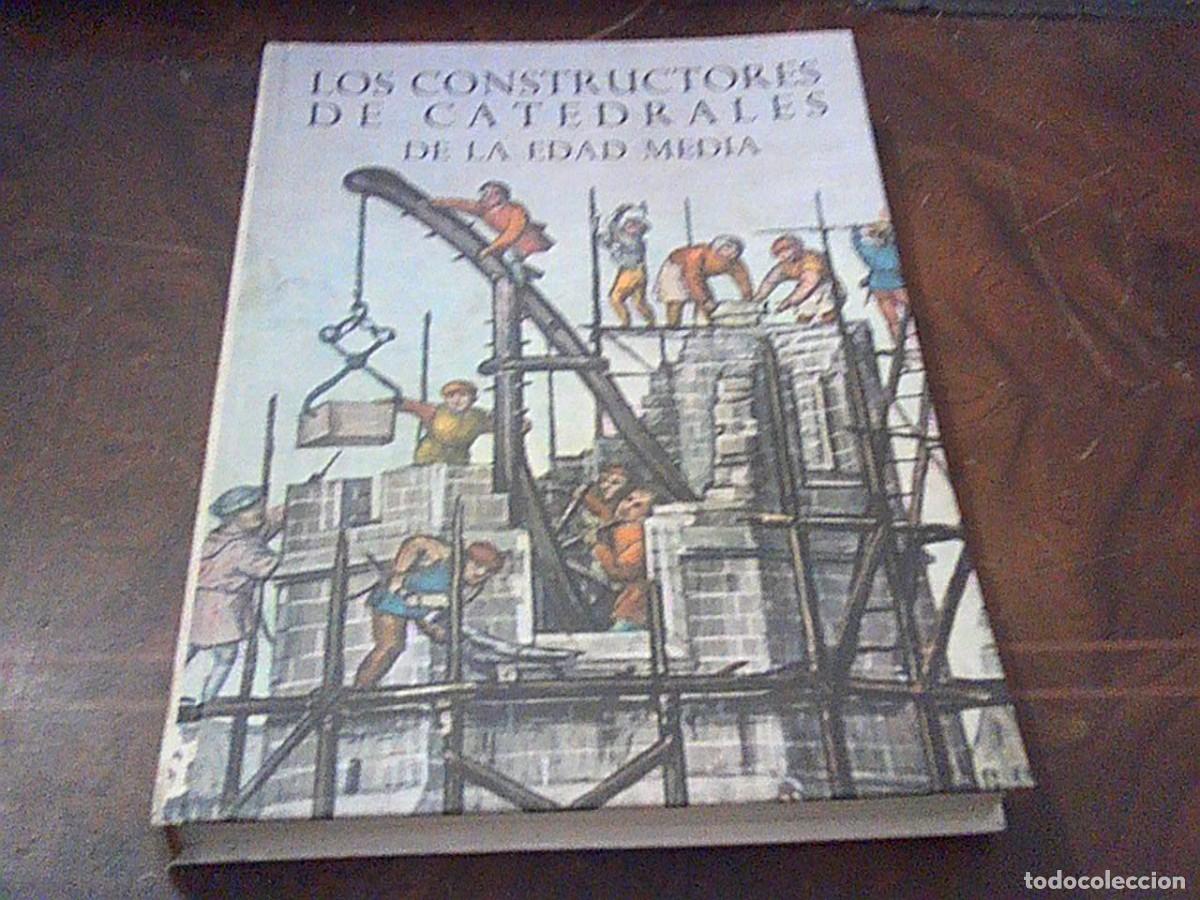 Libros de segunda mano: Los constructores de catedrales de la Edad Media. David Jacobs. Timun Mas 1974 textos subrayados