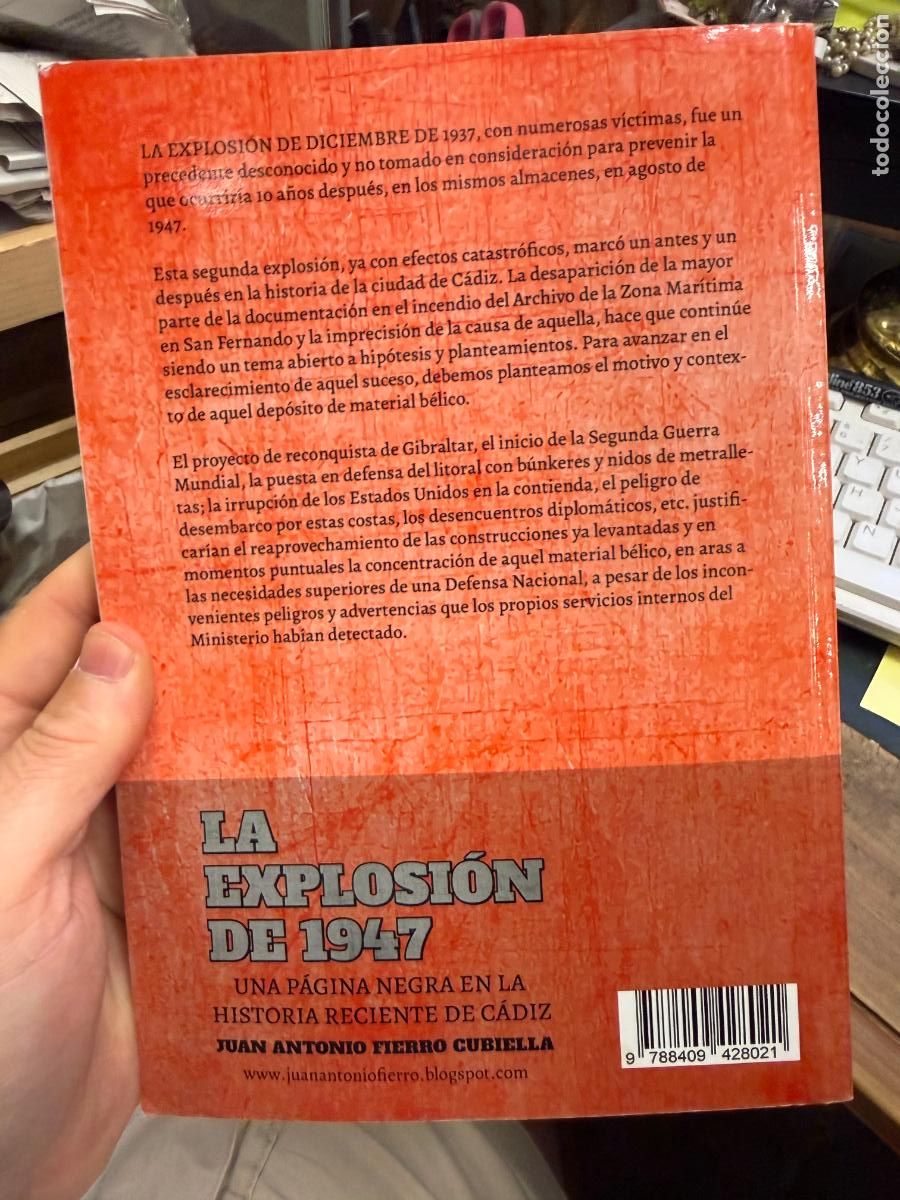 Libros de segunda mano: LIBRO LA EXPLOSION DE CADIZ DE 1947 - 215 PAG - Foto 7