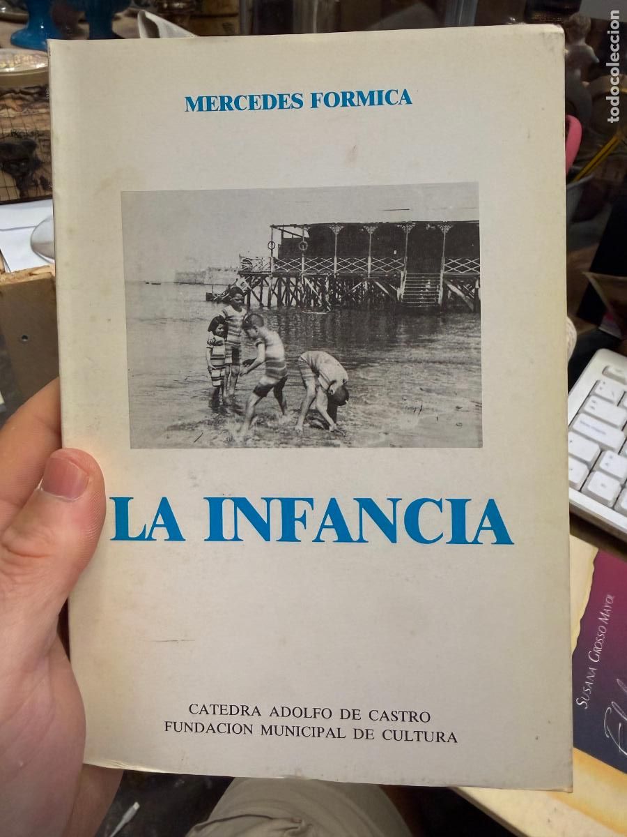 Libros de segunda mano: LIBRO LA INFANCIA - CADIZ A&Ntilde;O 1987 - 152 PAG