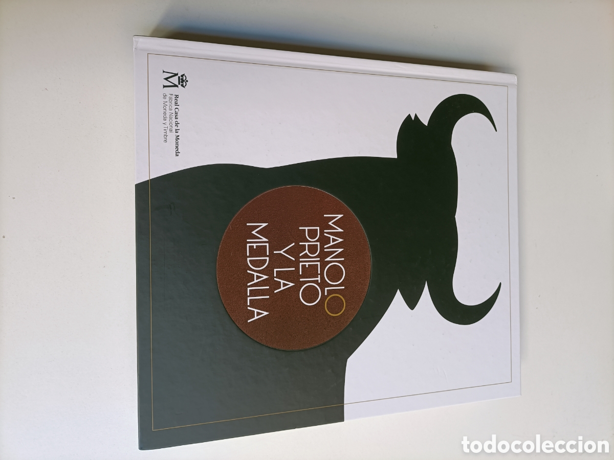 Libros de segunda mano: Manolo Prieto y la medalla. Museo Casa de la moneda Madrid 2021-2022. Dise&ntilde;o arte