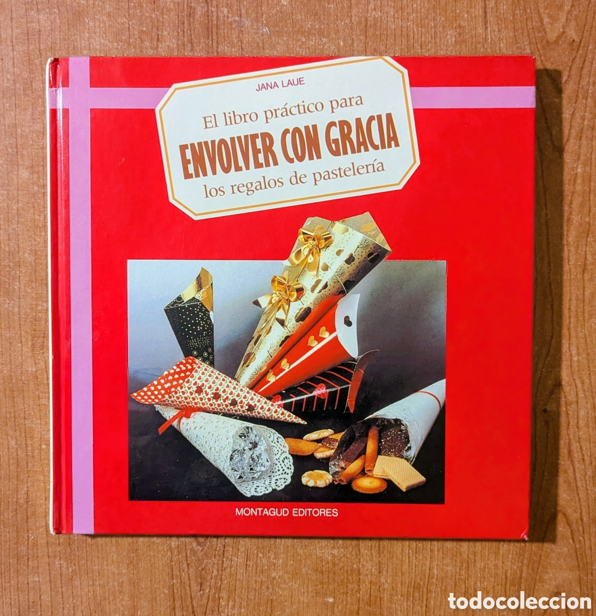 Libros de segunda mano: El libro pr&aacute;ctico para envolver con gracia los regalos de pasteler&iacute;a. JANA LAUE MONTAGUD EDITORES.