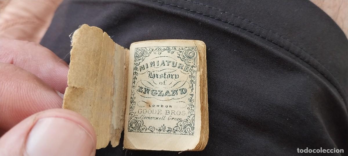 Libros de segunda mano: MINI LIBRO ANTIGUO EN INGLES LA HISTORIA DE INGLATERRA MUCHOS GRAVADOS COMPLETO