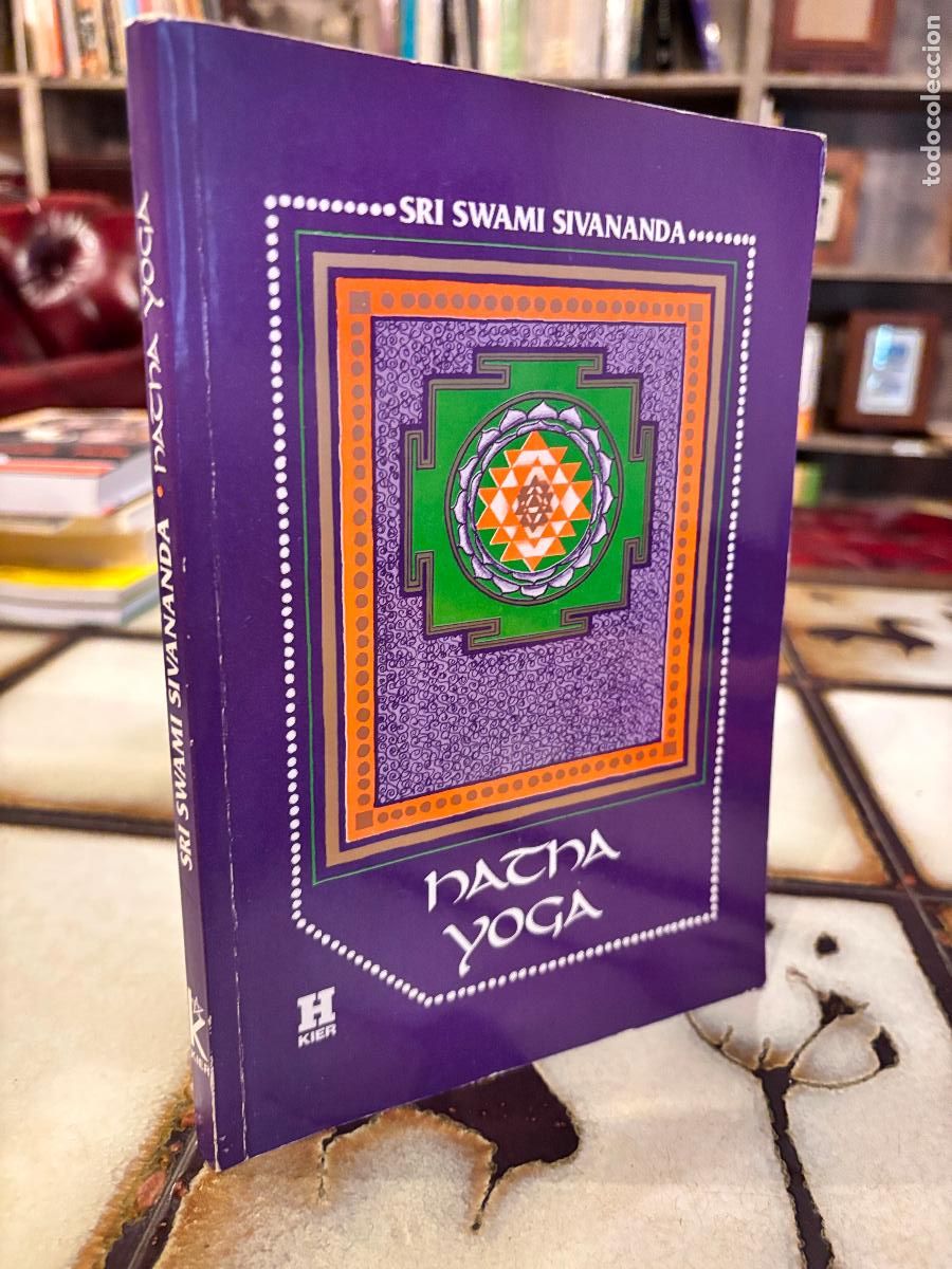 Gebrauchte B&uuml;cher: Hatha Yoga. Sri Swami Sivananda.