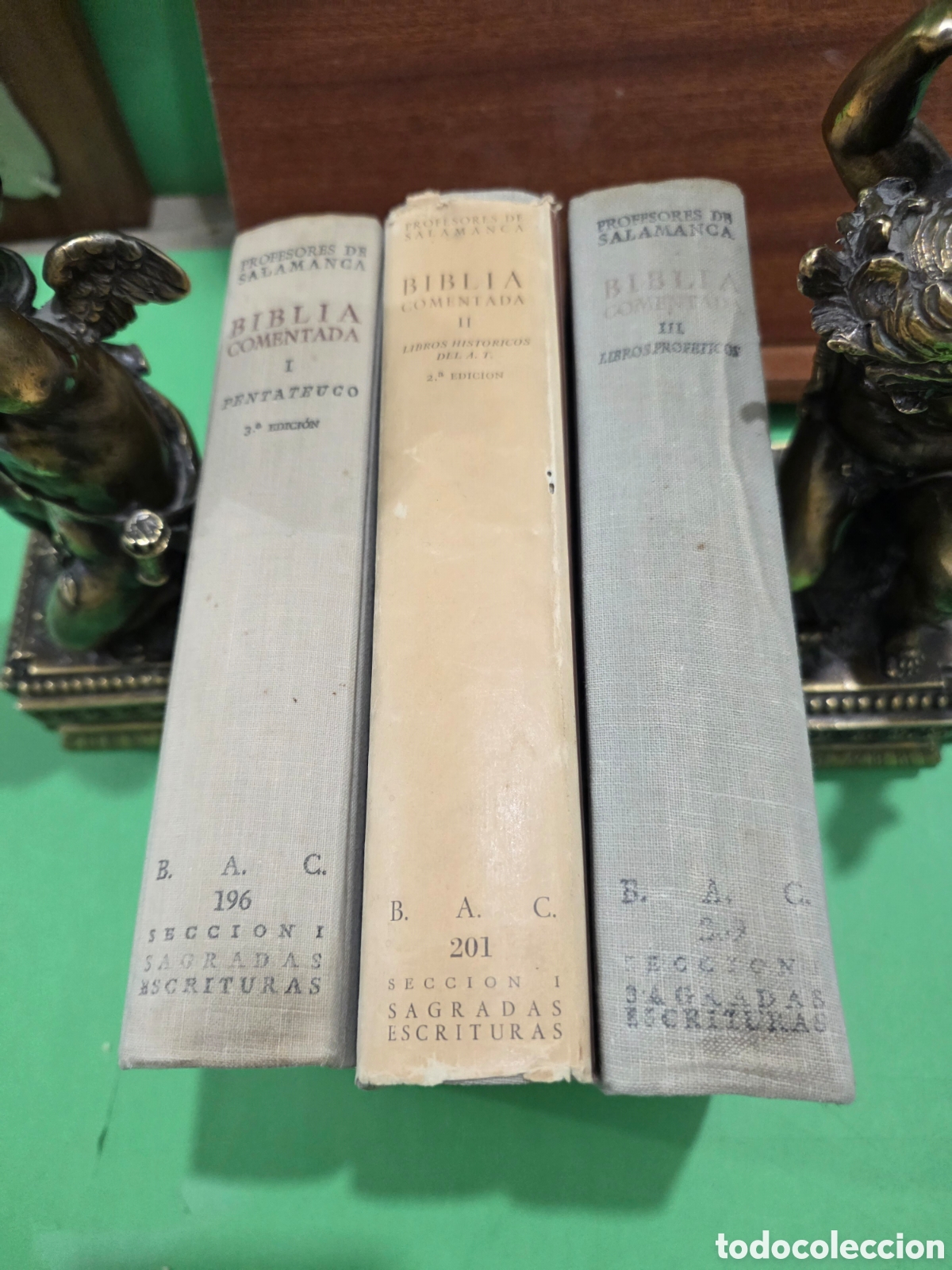 Libri di seconda mano: &rdquo;&rdquo;BIBLIA COMENTADA&rdquo;&rdquo;...3 TOMOS..TEXTO DE LA NACAR Y COLUNGA...B.A.C...1961.1967...