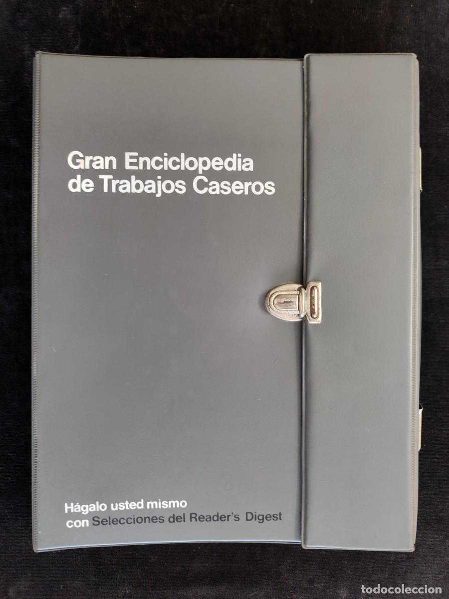 Livres d'occasion: GRAN ENCICLOPEDIA DE TRABAJOS CASEROS. ARCHIVADOR VOL. I y VOL. II. READER&rsquo;S DIGEST, 1970