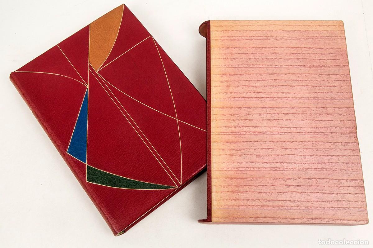 Libri di seconda mano: ENCUADERNACI&Oacute;N ART&Iacute;STICA DE MOSAICO DE SANTIAGO BELSU&Eacute; - C. 1975 - ANTIGUOS PASAPORTES DE LA ARMADA