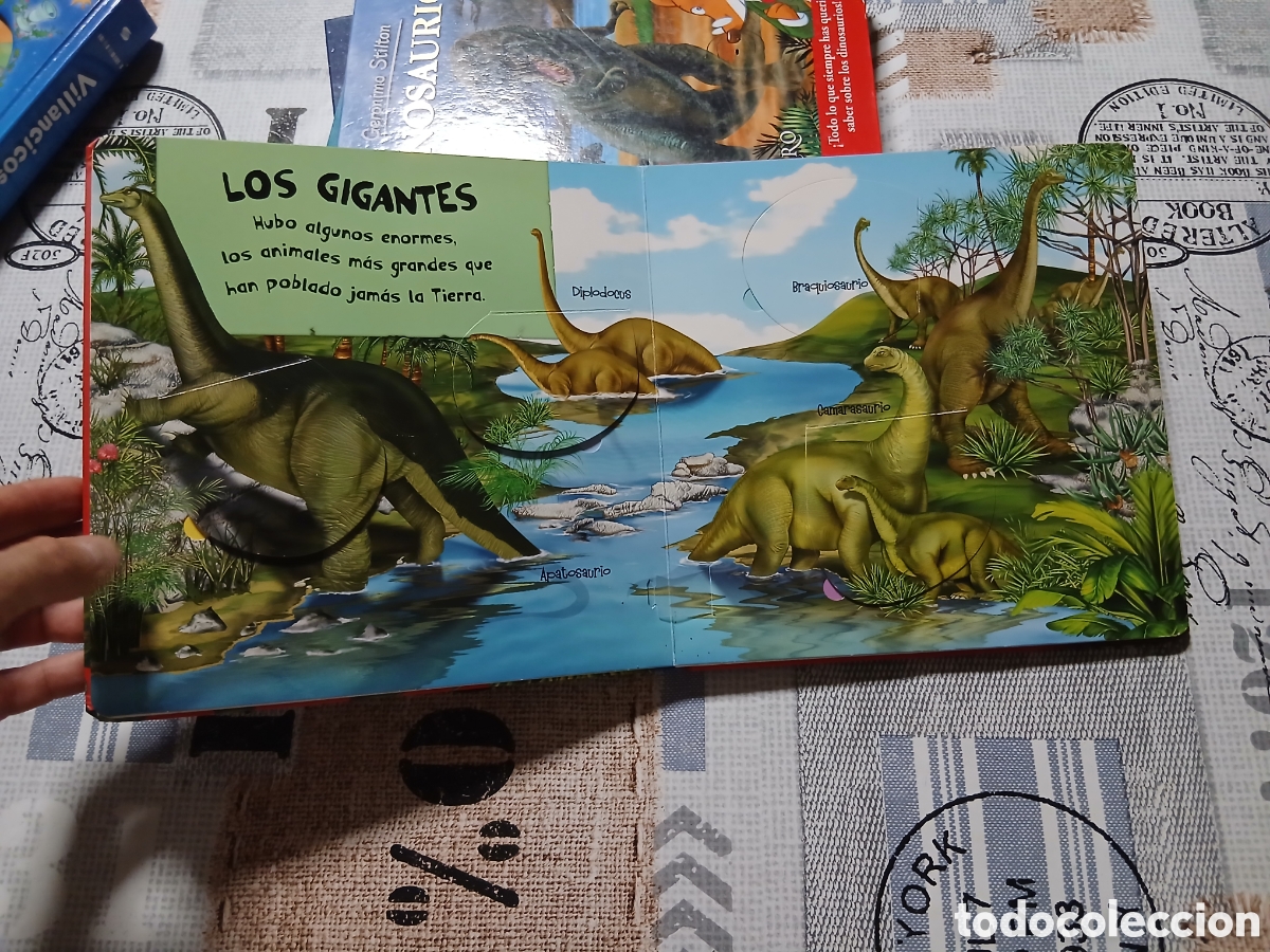 Libros de segunda mano: Libro Dinosaurios &iexcl;Este libro Suena! &iexcl;Y esconde mucho! -Ed. Susaeta- - Foto 5