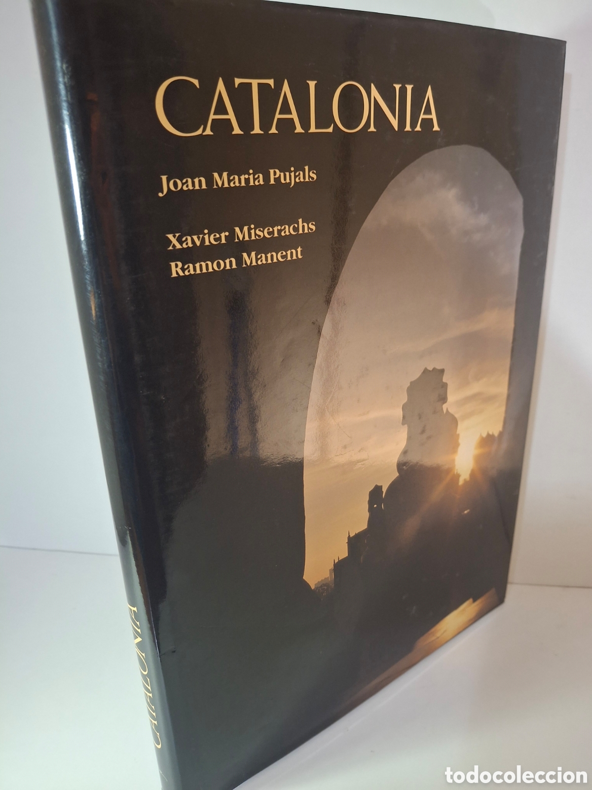 Libros de segunda mano: CATALONIA, JOAN MARIA PUJALS-XAVIER MISERACHS-RAM&Oacute;N MANENT, LUNWERG, 1995