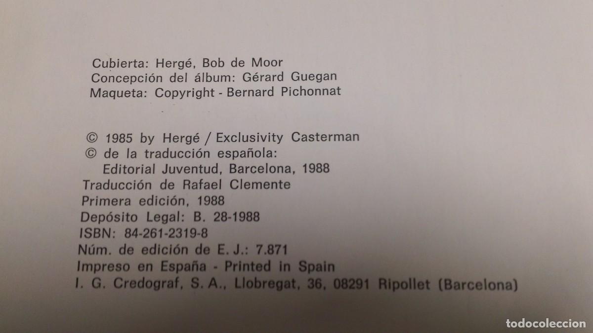 Libros de segunda mano: Libro TINTIN ... Y ATERRIZARON EN LA LUNA - Foto 2