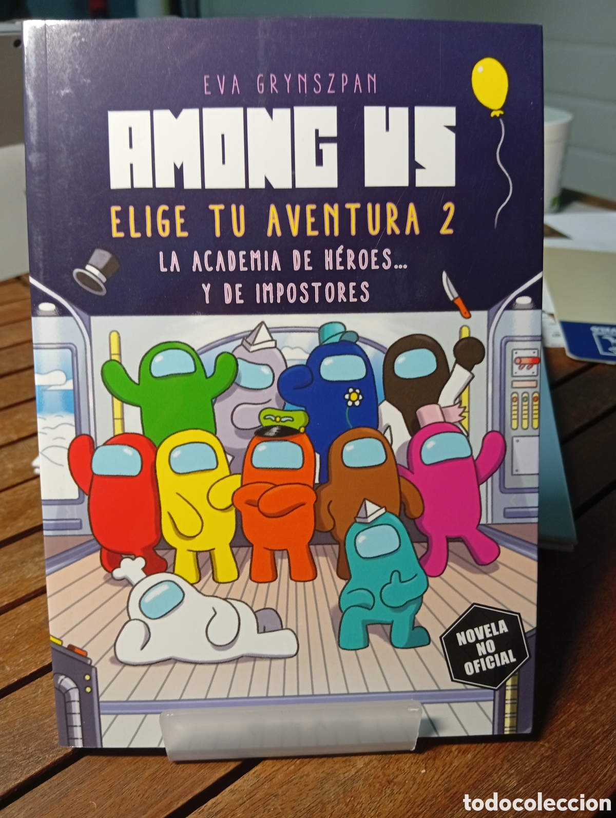 Libros de segunda mano: Among us elige tu aventura dos la academia de h&eacute;roes y de impostores Eva grynszpan