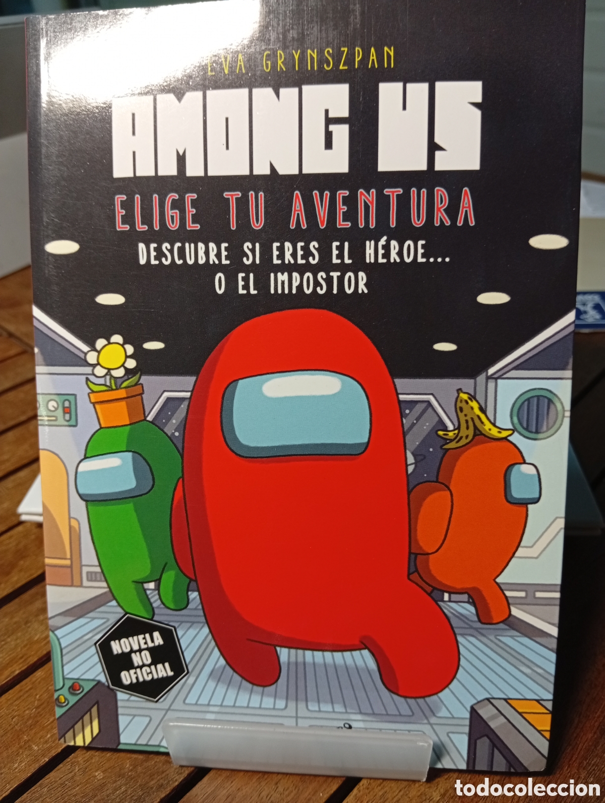 Libros de segunda mano: Among us elige tu aventura descubre si eres el h&eacute;roe o el impostor Eva grynspn