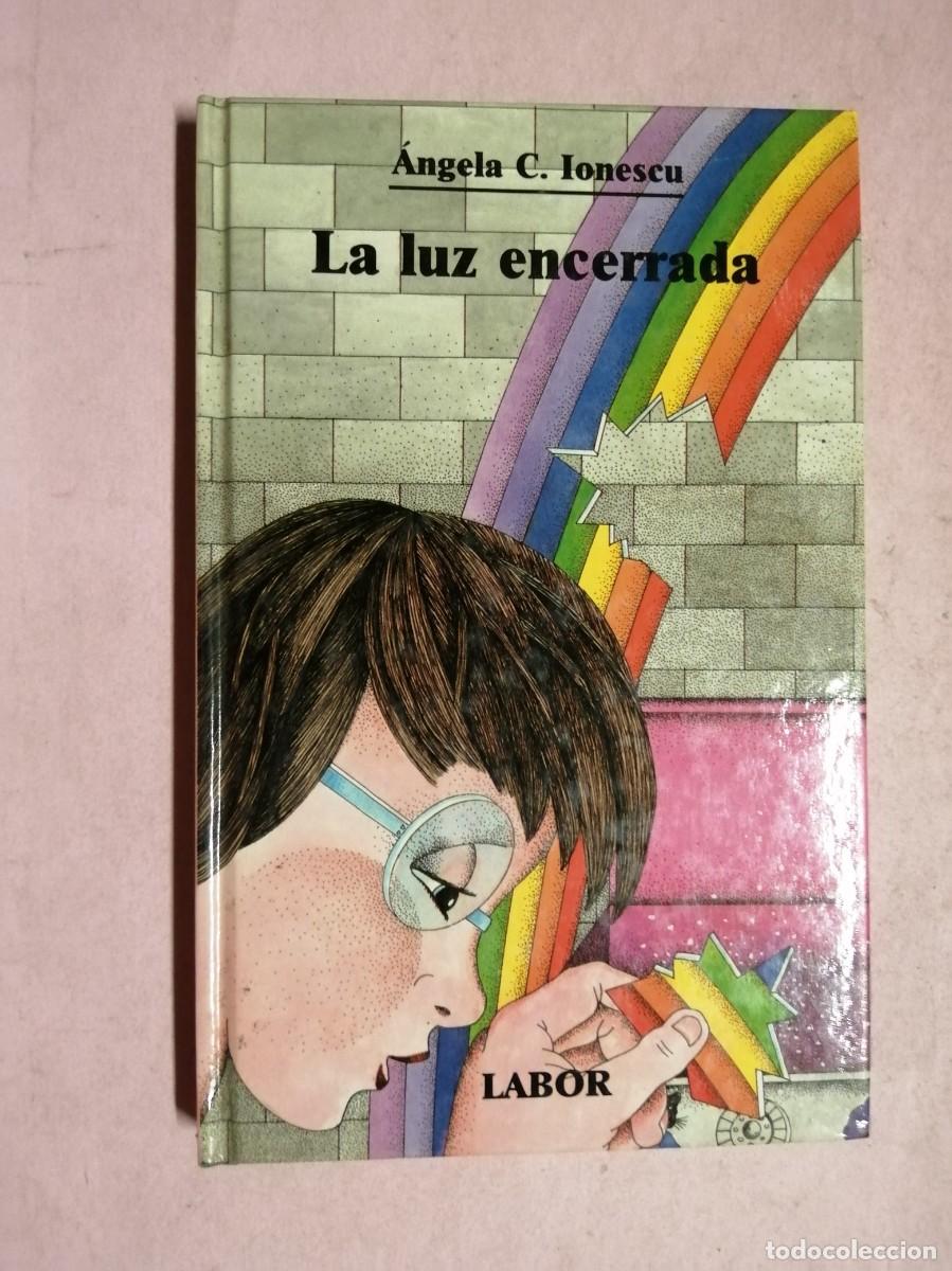 Libros de segunda mano: LA LUZ ENCERRADA (ANGELA C. IONESCU) - Foto 1