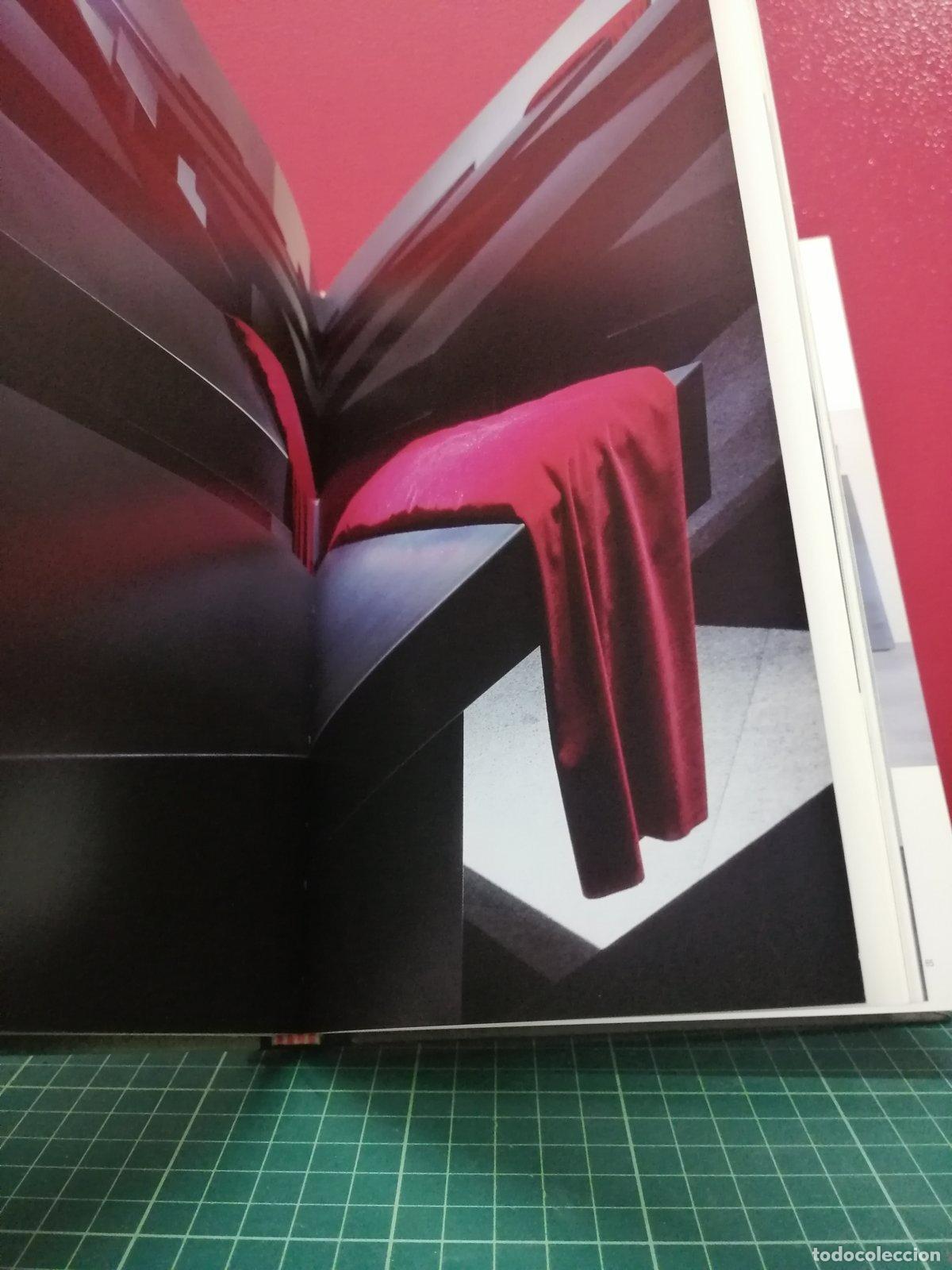 Libros de segunda mano: Moradas an&oacute;nimas / Anonymous Dwellings - Natividad Naval&oacute;n - Foto 2