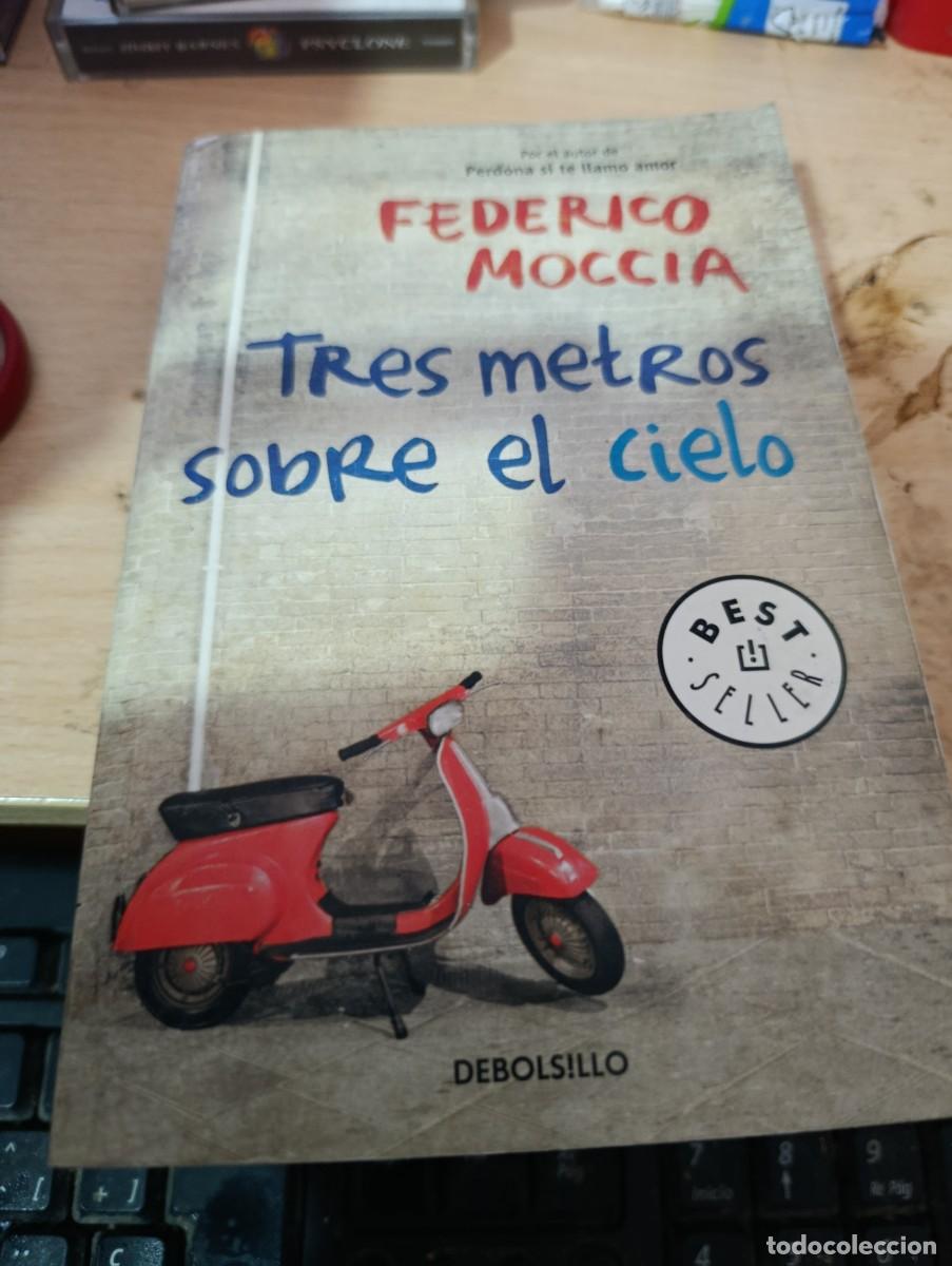 Libros de segunda mano: TRES METROS SOBRE EL CIELO. FEDERICO MOCCIA.EST33B4