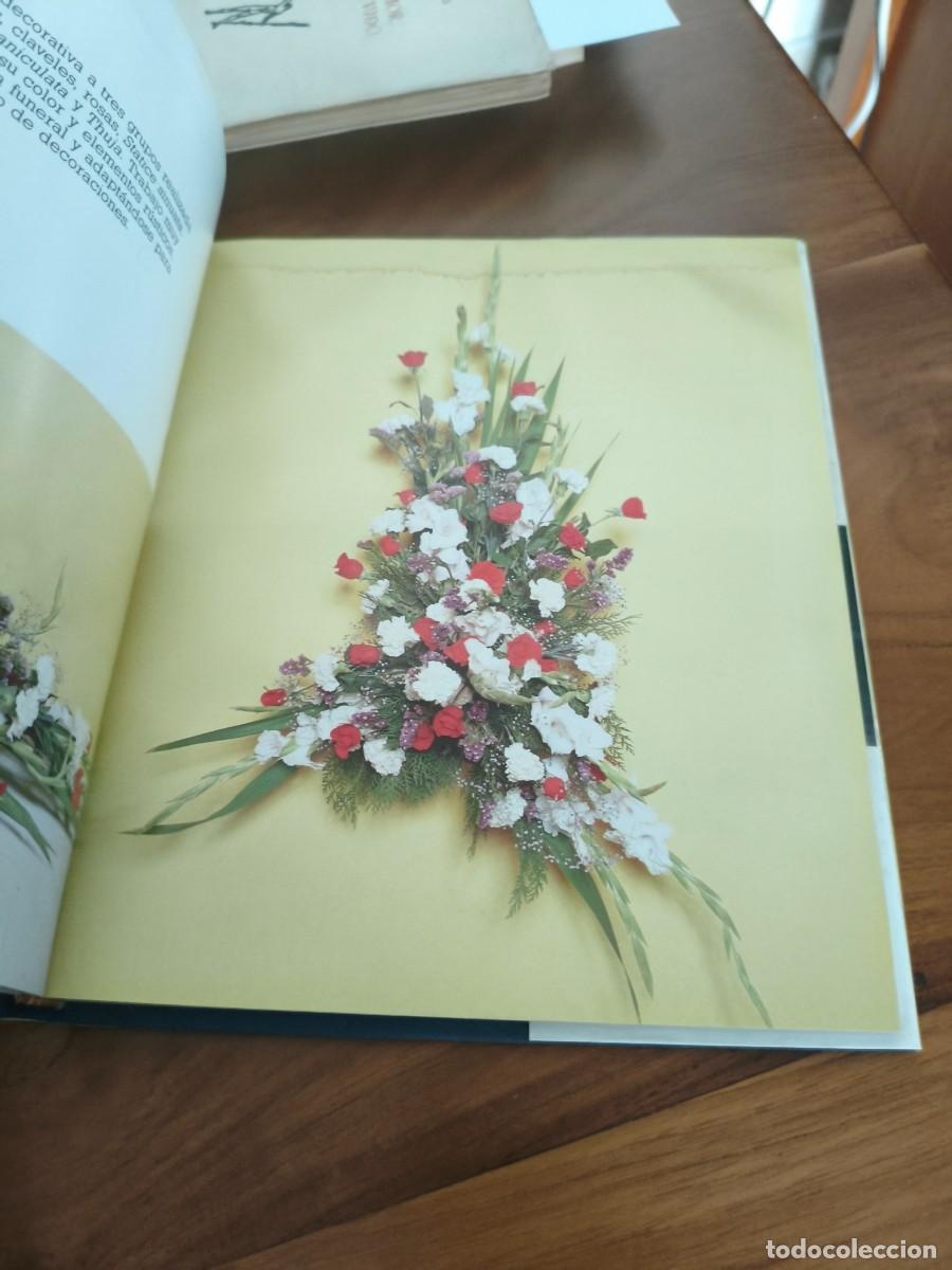 Libros de segunda mano: Composiciones Funerarias&rdquo; - Escuela Espa&ntilde;ola de Arte Floral - Foto 4