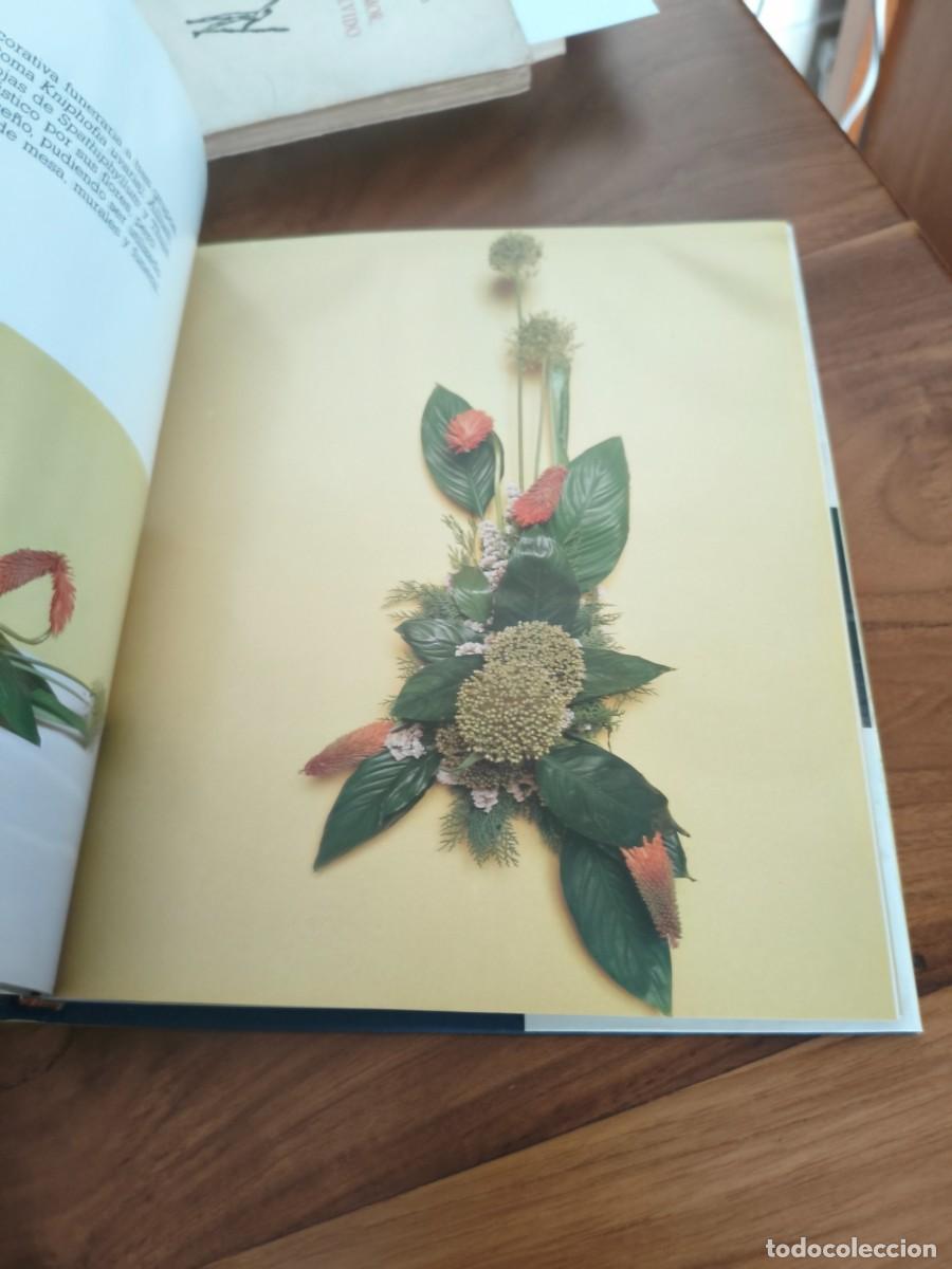 Libros de segunda mano: Composiciones Funerarias&rdquo; - Escuela Espa&ntilde;ola de Arte Floral - Foto 5