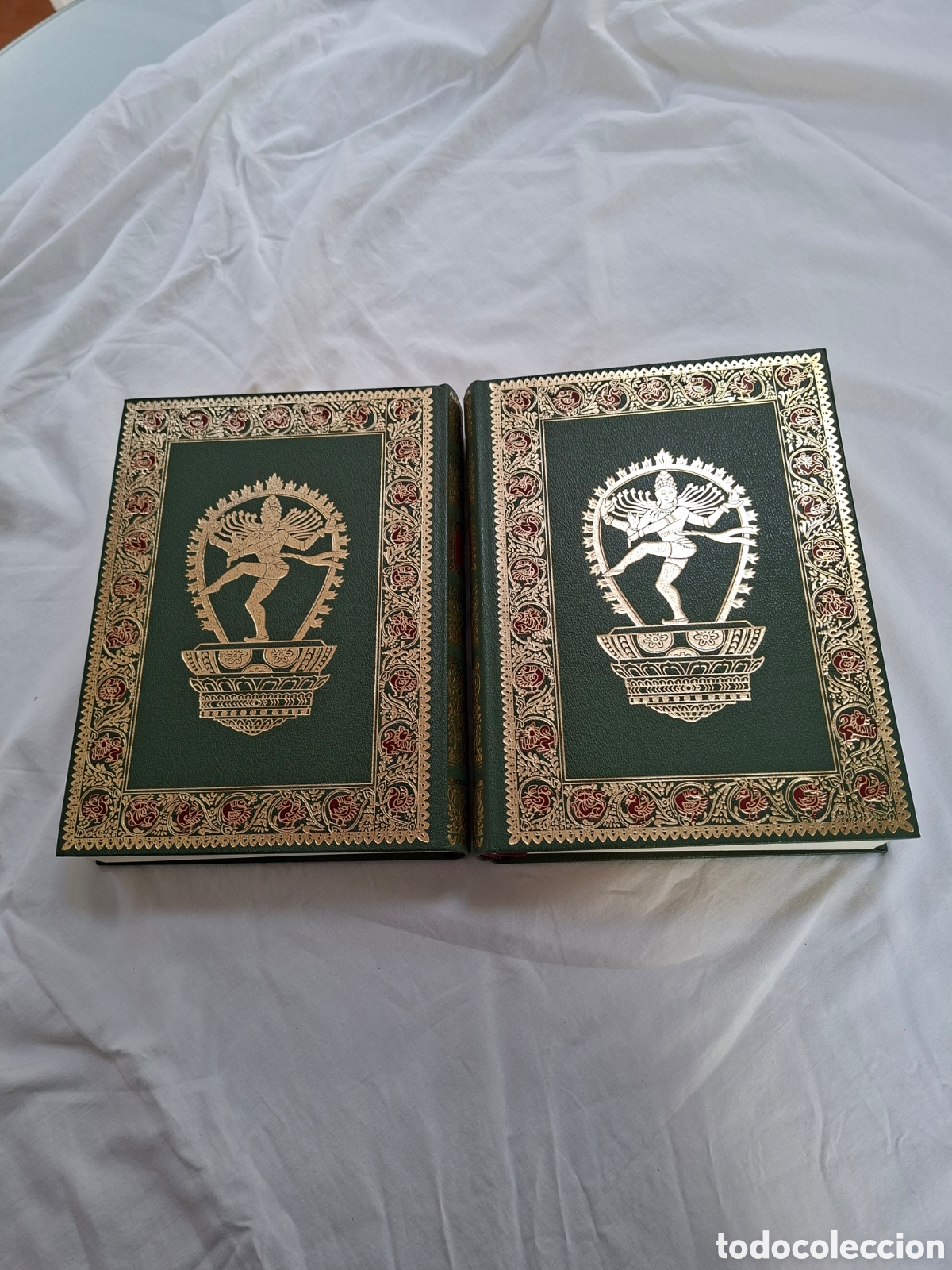Libros de segunda mano: El Ramayana - Valmiki (2 Tomos) - Edici&oacute;n de Lujo Facsimilar 1982 C&iacute;rculo del Bibli&oacute;filo - &iexcl;Numerada