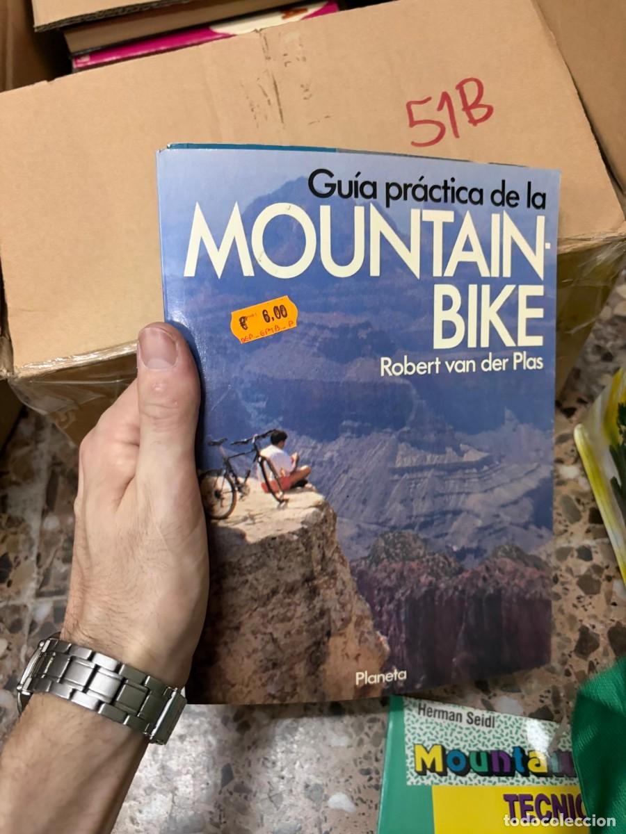 Libros de segunda mano: 51B Gu&iacute;a pr&aacute;ctica de la MOUNTAIN BIKE Robert van der Plas