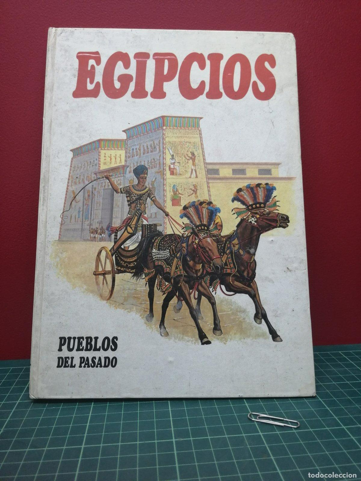 Libros de segunda mano: Egipcios. Pueblos del pasado - Editorial Molino