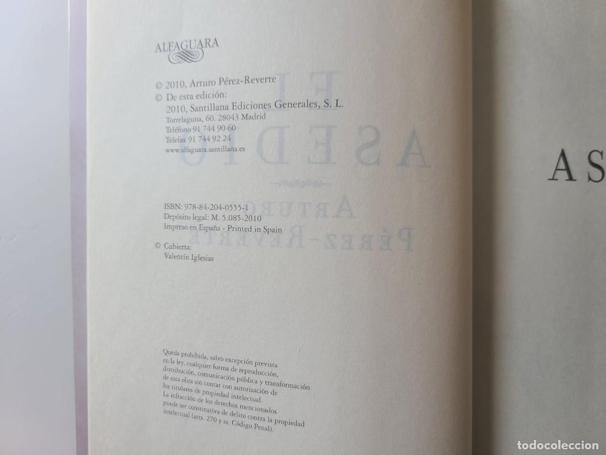 Libros de segunda mano: El asedio Arturo P&eacute;rez Reverte - Foto 8