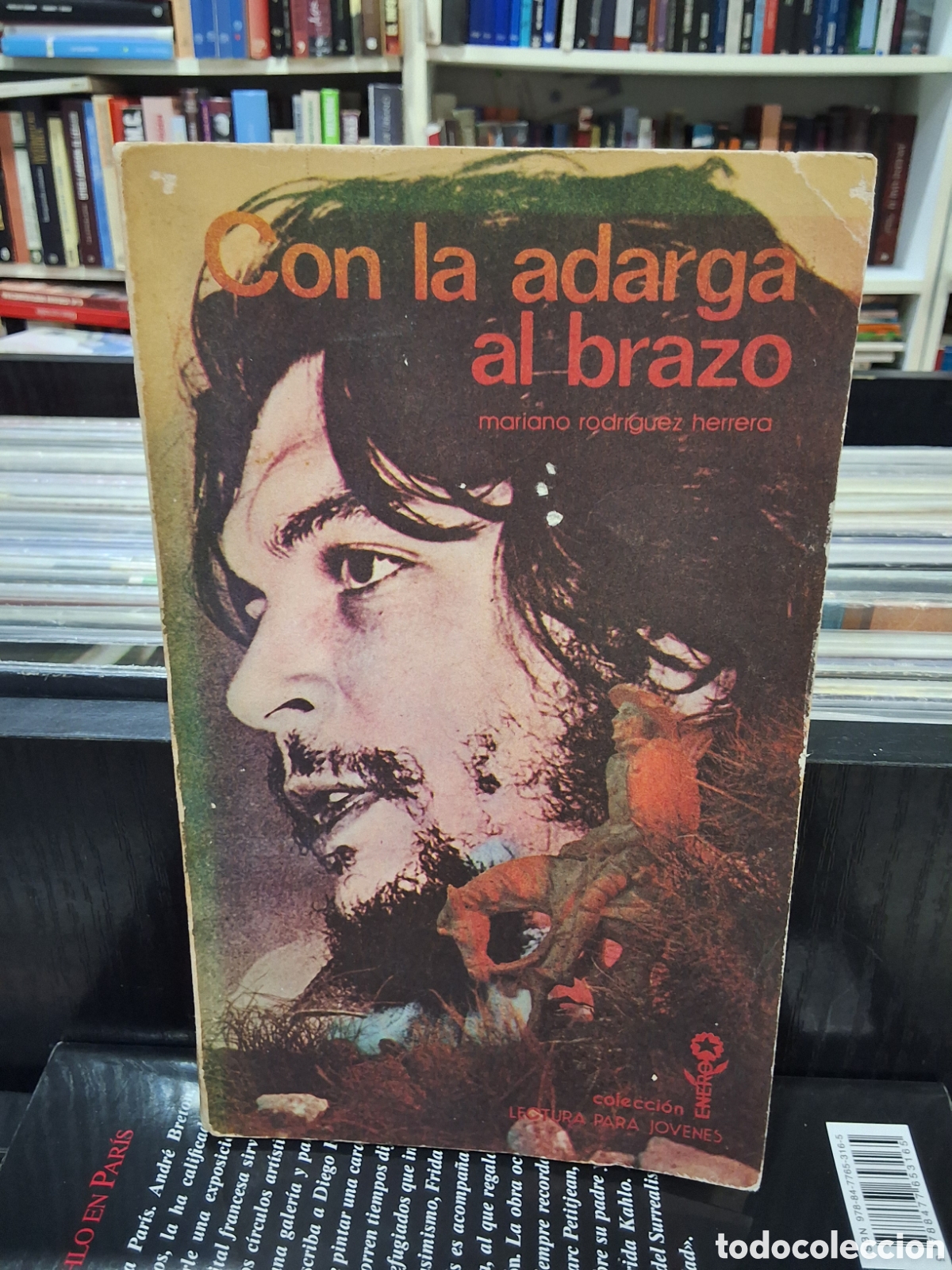 Libros de segunda mano: CON LA ADARGA AL BRAZO - MARIANO RODRIGUEZ HERRERA - ENV&Iacute;O DESDE 1&euro;