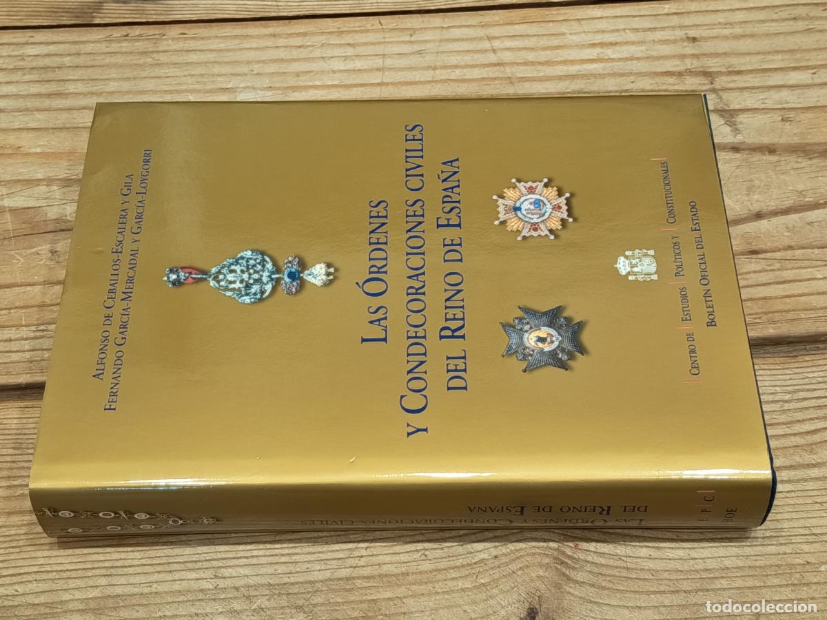 Libros de segunda mano: 2001 - ANTONIO DE CEBALLOS . Las &Oacute;rdenes y Condecoraciones civiles del Reino de Espa&ntilde;a