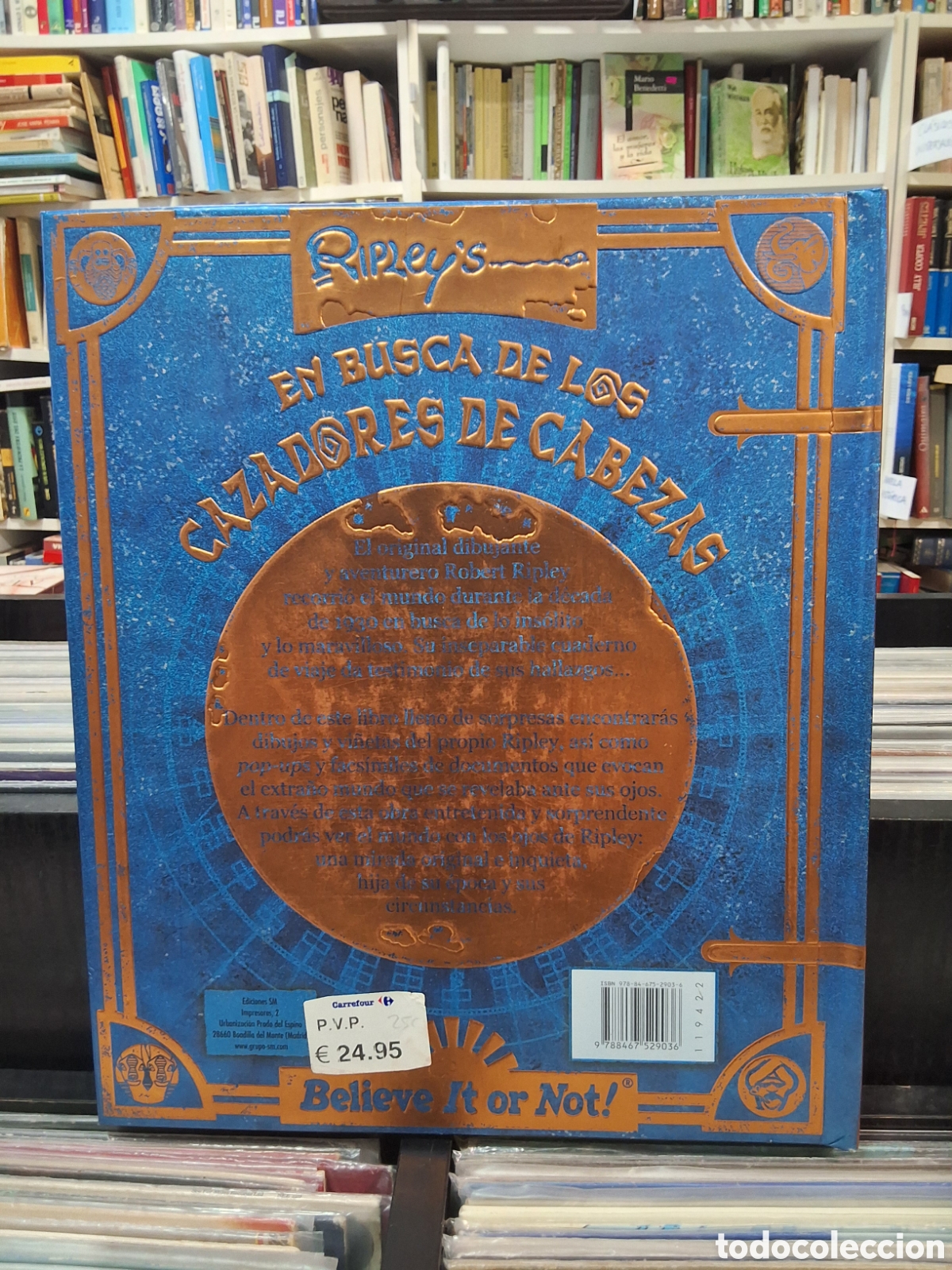 Libros de segunda mano: EN BUSCA DE LOS CAZADORES DE CABEZAS Y OTRAS CURIOSIDADES