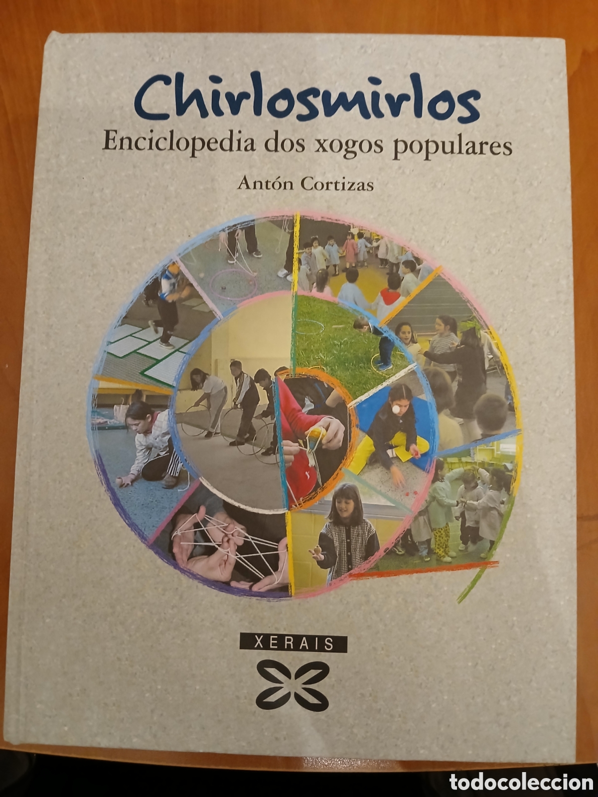 Libros de segunda mano: Chirlosmilos, Enciclopedia dos xogos populares. Ant&oacute;n Cortizas. GALICIA.