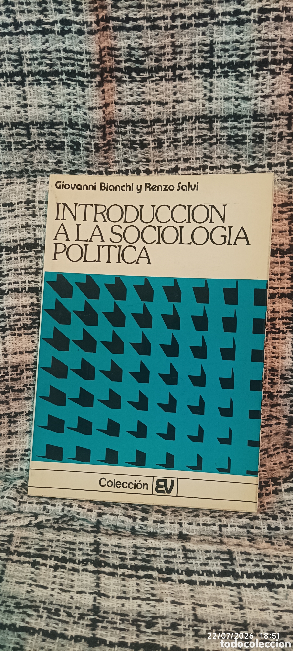 Libros: Introducci&oacute;n a la sociolog&iacute;a pol&iacute;tica
