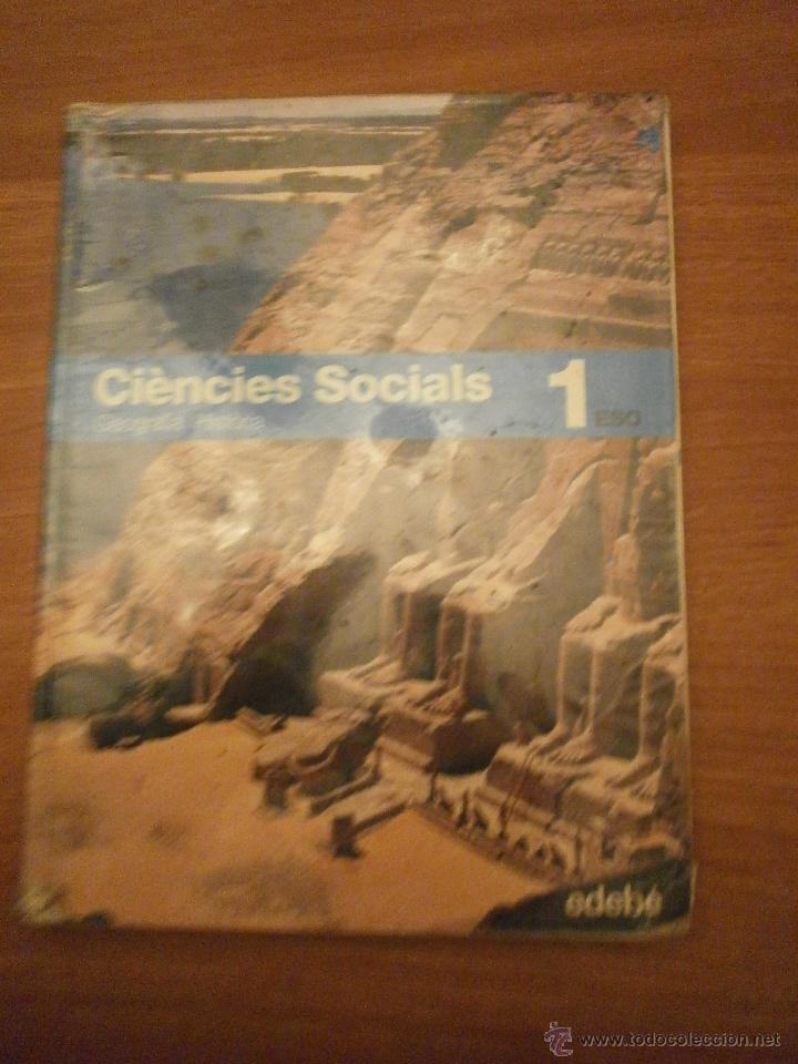 Libros de segunda mano: CIENCIAS SOCIALES 1 ESO -- EDEBE - Foto 1