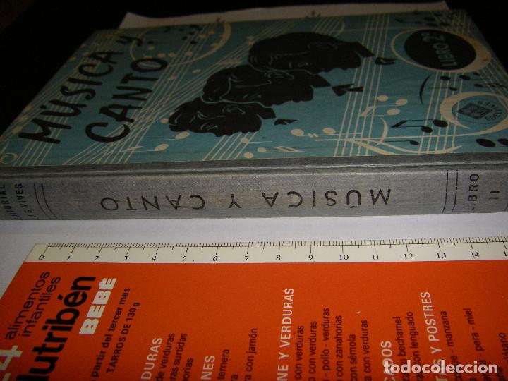 Libros de segunda mano: M&uacute;sica y canto, libro segundo. Ed Edelvives - Foto 2